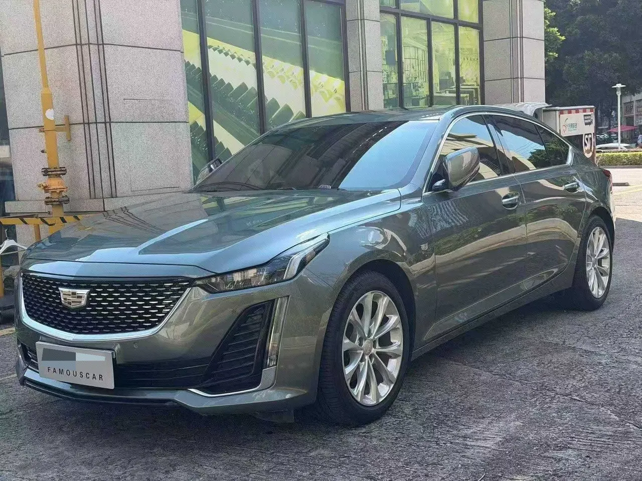 Open image lightbox: Cadillac 2022 CT5 2.0T 28T luxury automatic gear