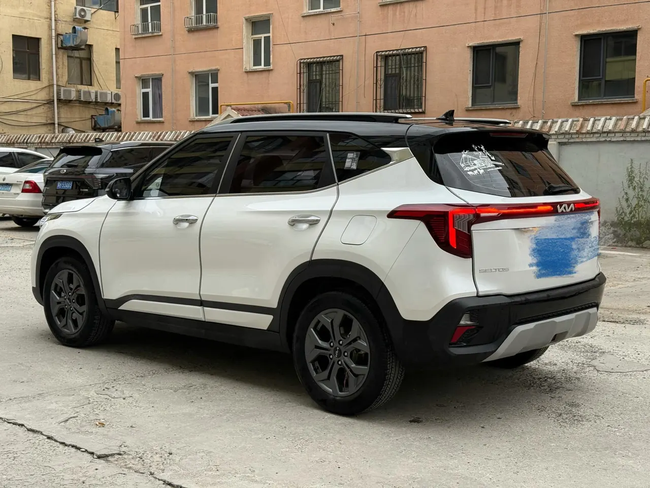 Kia 2023 Setus 1.5 Stepless Deluxe Edition Automatic Transmission 8