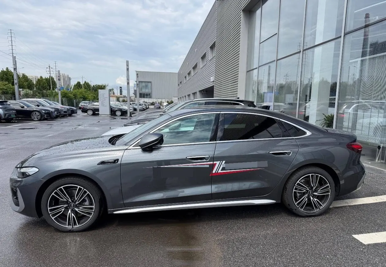 Audi 2026 A5L 2.0T Dry Kun Smart Driving Edition Automatic Gear 3