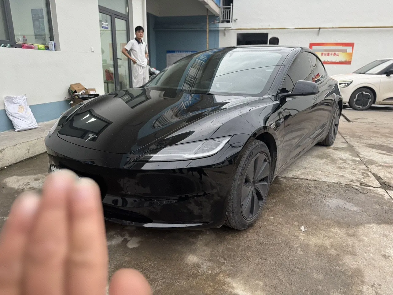 打开图片灯箱:Tesla 2023 Model 3 Rejuvenation Edition Rear Wheel Drive Automatic Transmission