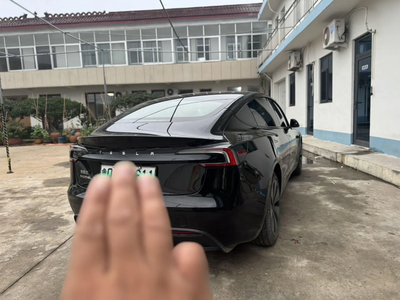 Tesla 2023 Model 3 Rejuvenation Edition Rear Wheel Drive Automatic Transmission 6