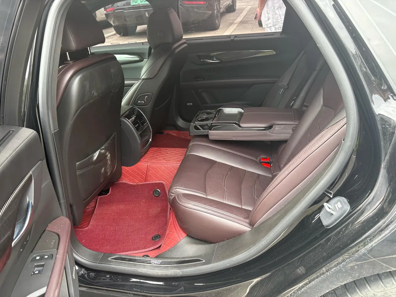 Cadillac 2022 CT6 2.0T 28T honorable automatic gear 3