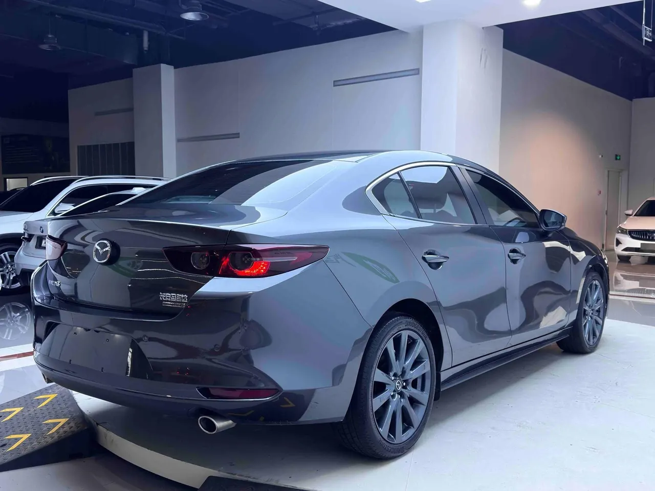 Mazda 3 Oncorsela 2022 Mazda 3 Oncorsela-sedan 2.0 quality smart version automatic transmission 6