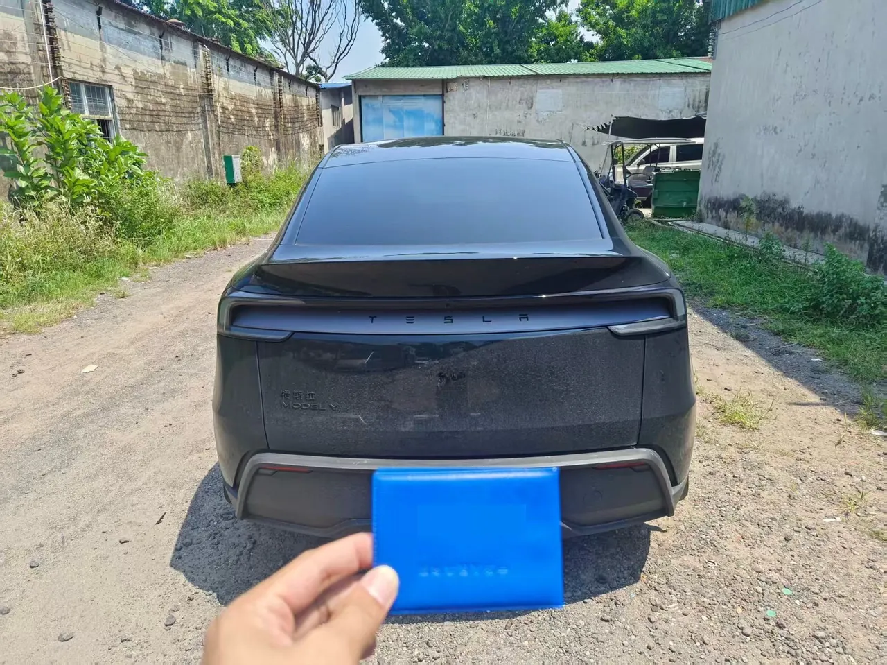 Tesla 2026 Model Y Rear-Wheel-Drive Automatic 4