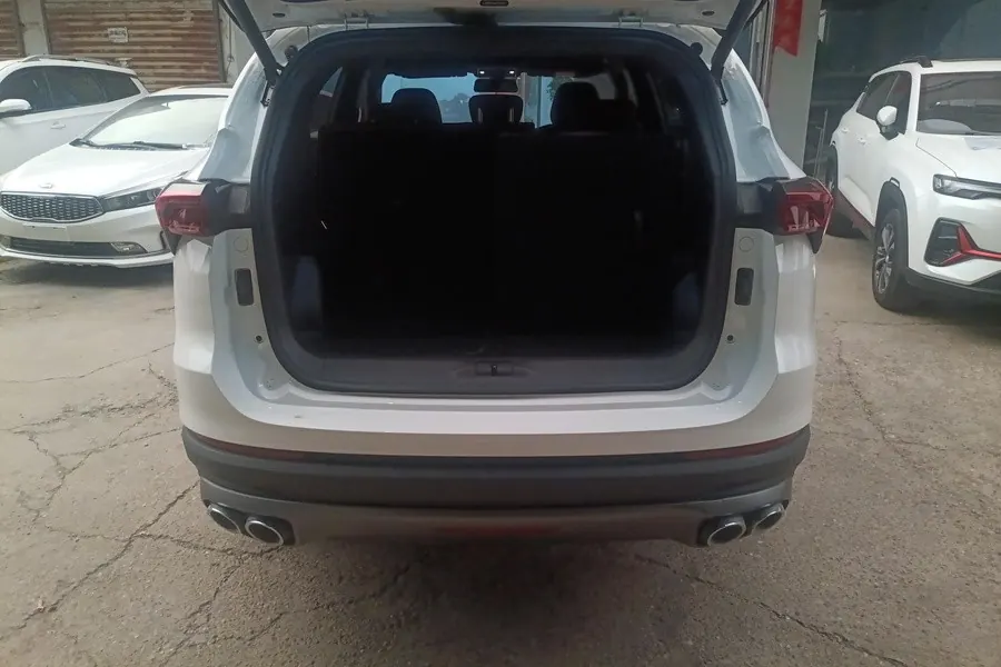 Jetour 2023 X70 PLUS 1.5T Brave PLUS7 Automatic Gear 6