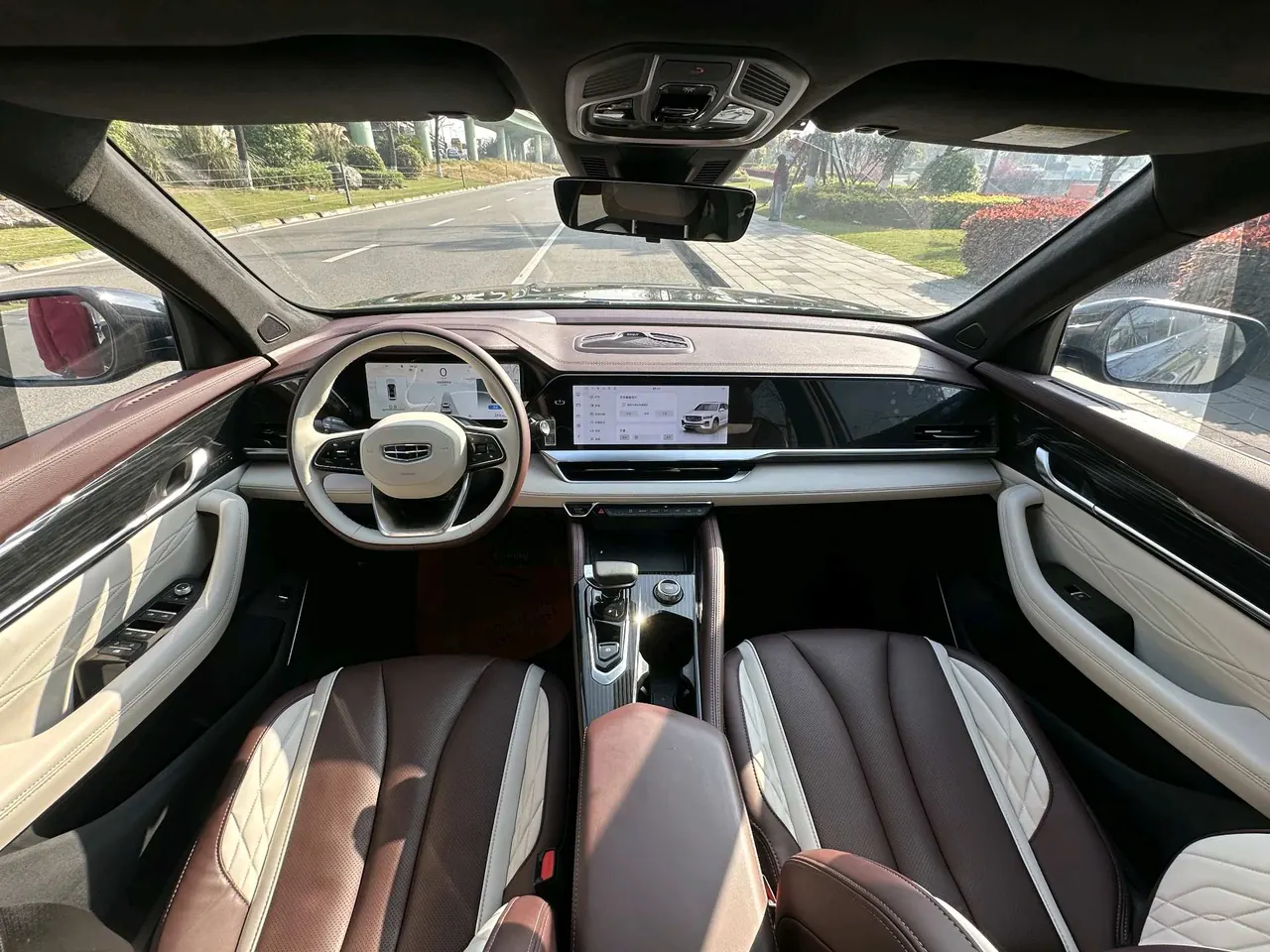 Geely 2021 XingyueL (Monjaro) 2.0TD EVO two-wheel drive distinguished automatic transmission 8