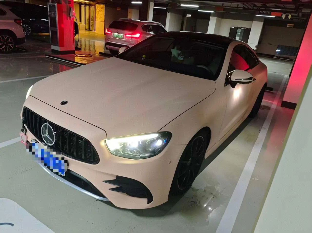 打开图片灯箱:Mercedes Benz Class E (Imported) 2021 E 300 Coupe 2.0T Automatic Gear