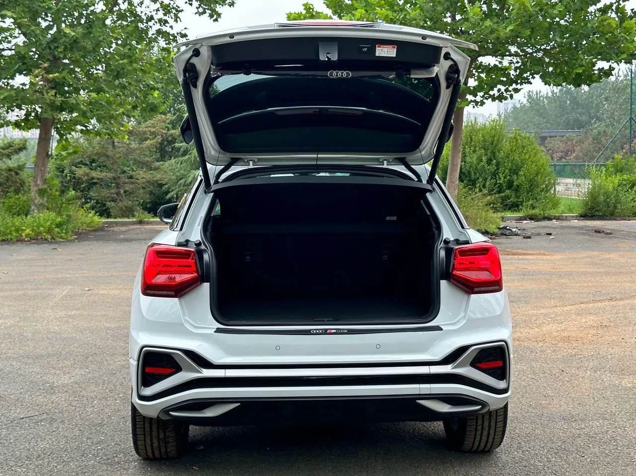 Audi 2022 Q2L 1.4TFSI 35TFSI Deluxe Dynamic Automatic 8