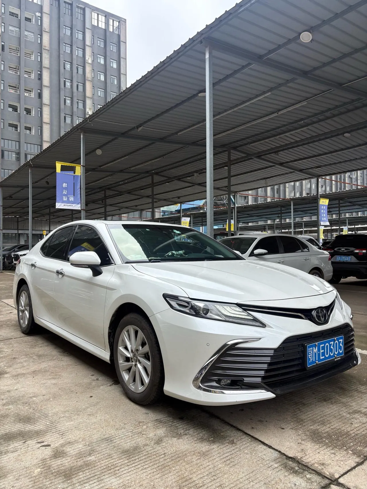 Toyota 2021 Camry 2.0G Stepless Deluxe Edition Automatic Gear 2