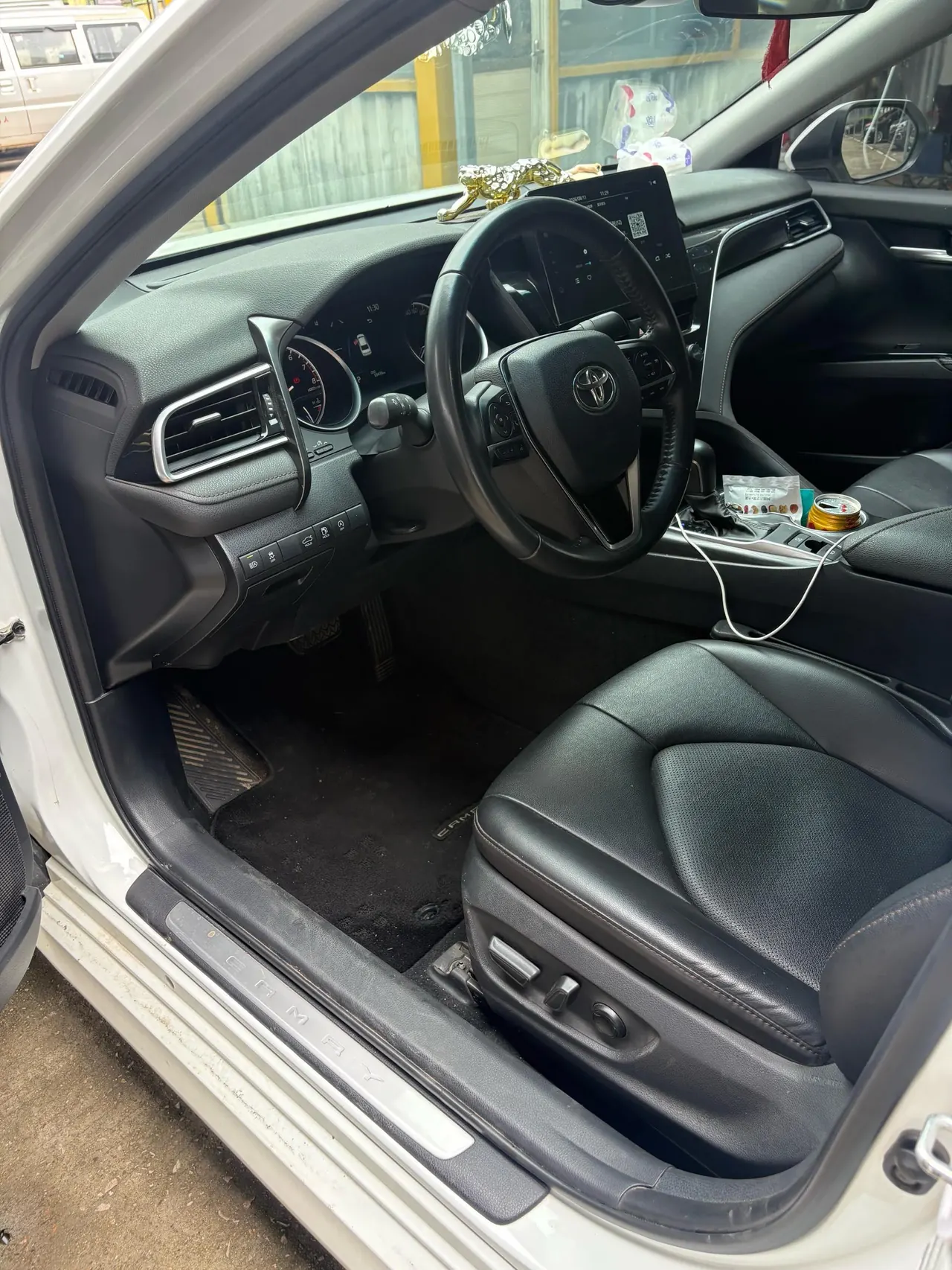Toyota 2021 Camry 2.0G Stepless Deluxe Edition Automatic Gear 4