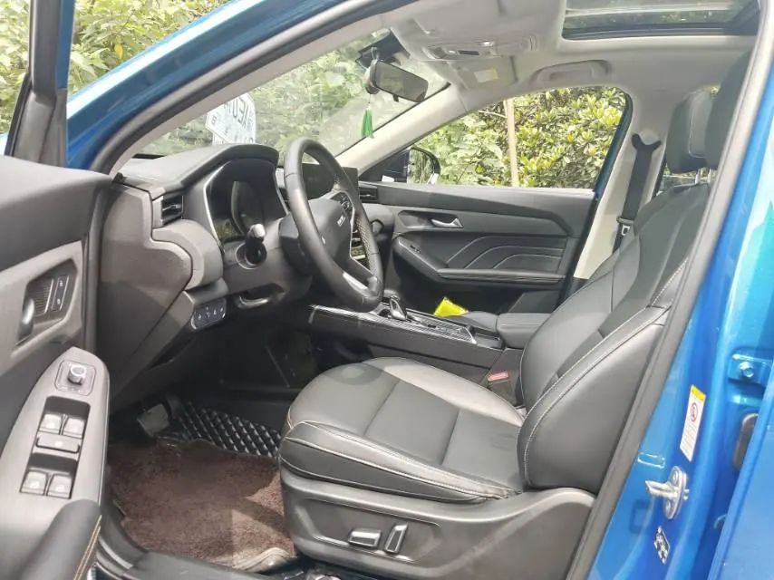 Haval 2022 red rabbit 1.5T strength version copper rabbit automatic gear 3