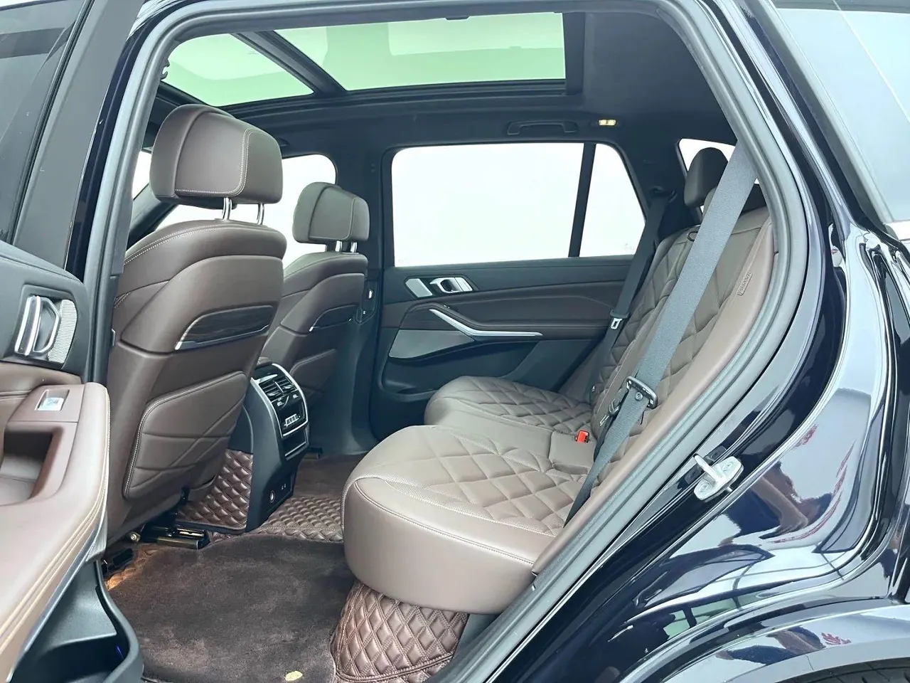 BMW 2022 X5 xDrive40Li 48V 3.0T M sports suit (modified) automatic gear 6