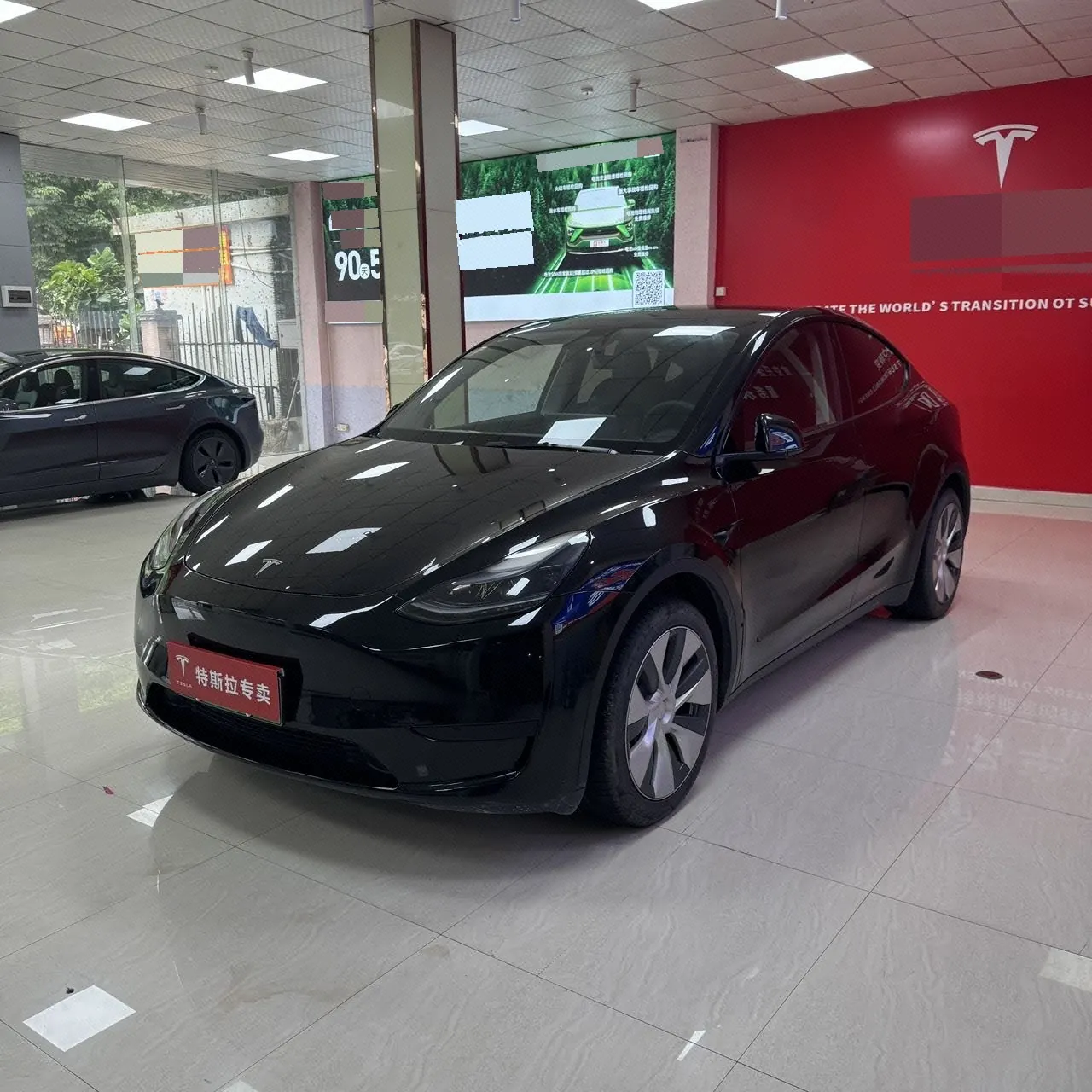 打开图片灯箱：Tesla 2021 Model Y Standard Endurance Rear Drive Automatic Gear
