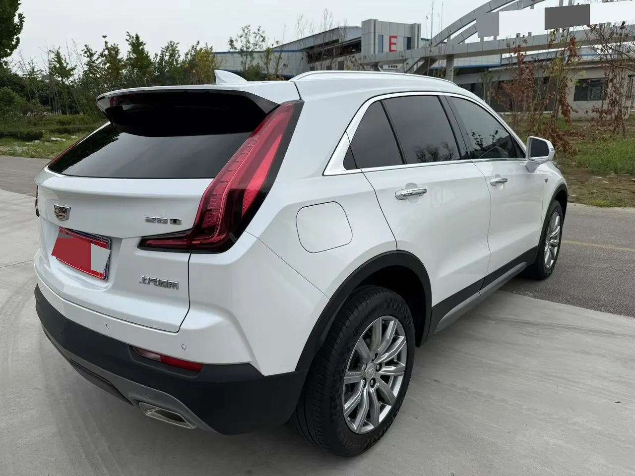 Cadillac 2021 XT4 2.0T 28T Two-Drive Leading Automatic Gear 6