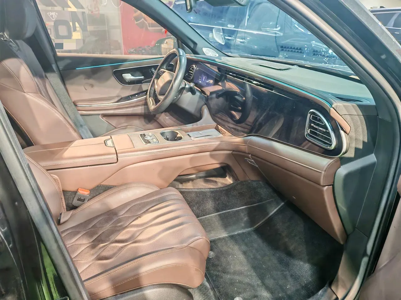 Xingtu 2026 Lanyue 2.0T 400T Two-wheel Drive Xingyao Edition 6-seat Automatic Gear 4
