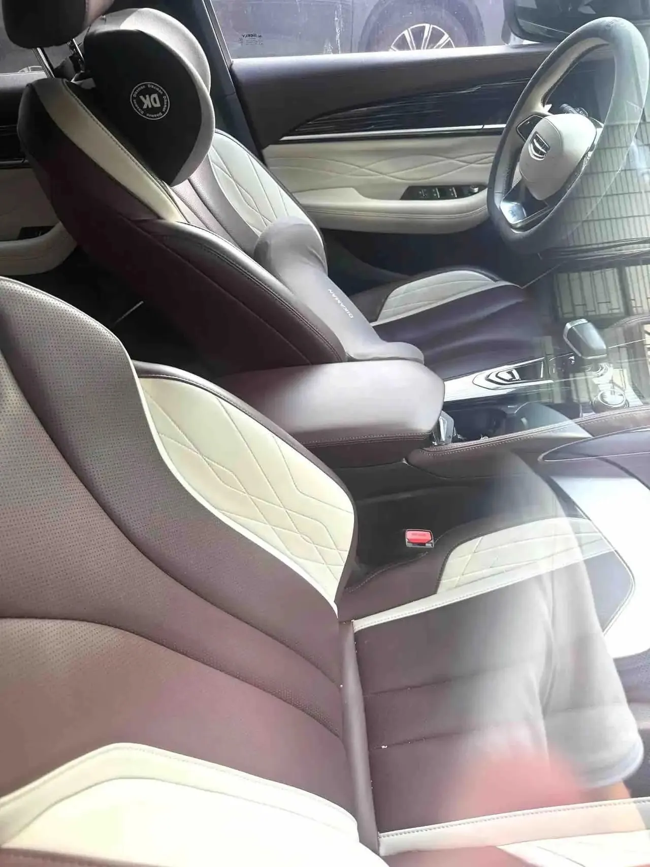 Geely 2021 XingyueL (Monjaro) 2.0TD EVO two-wheel drive distinguished automatic transmission 7