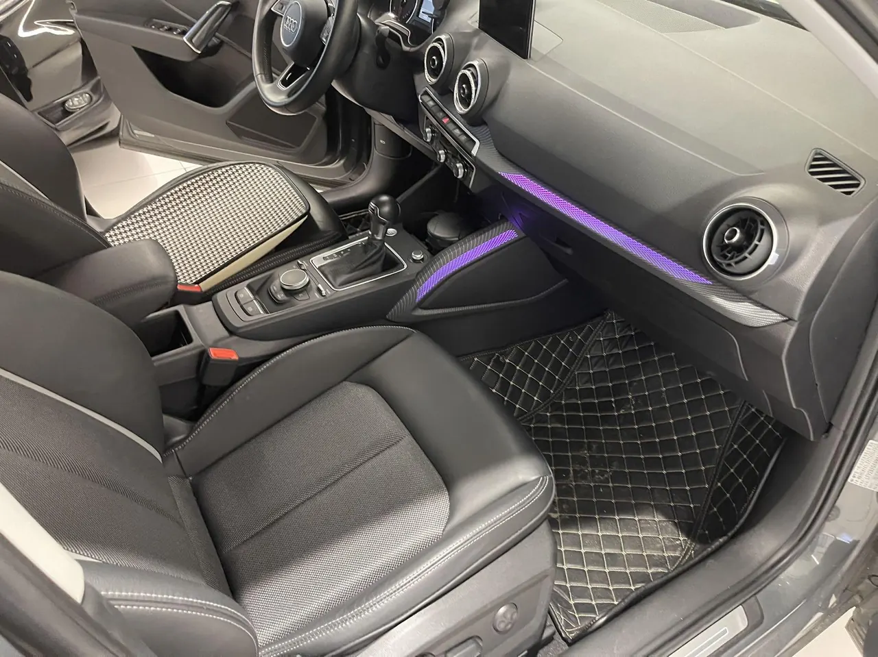 Audi 2021 Q2L 1.4TFSI 35TFSI Fashion Elegant Automatic 3