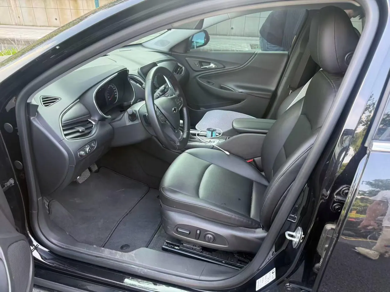 Chevrolet 2022 Malibu XL 1.5T 535T Sharp Edition Automatic Gear 2