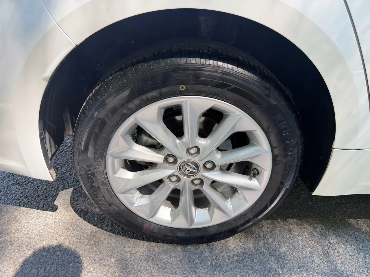 Toyota 2021 Corolla Double Engine 1.8 Stepless Elite Automatic Gear 17