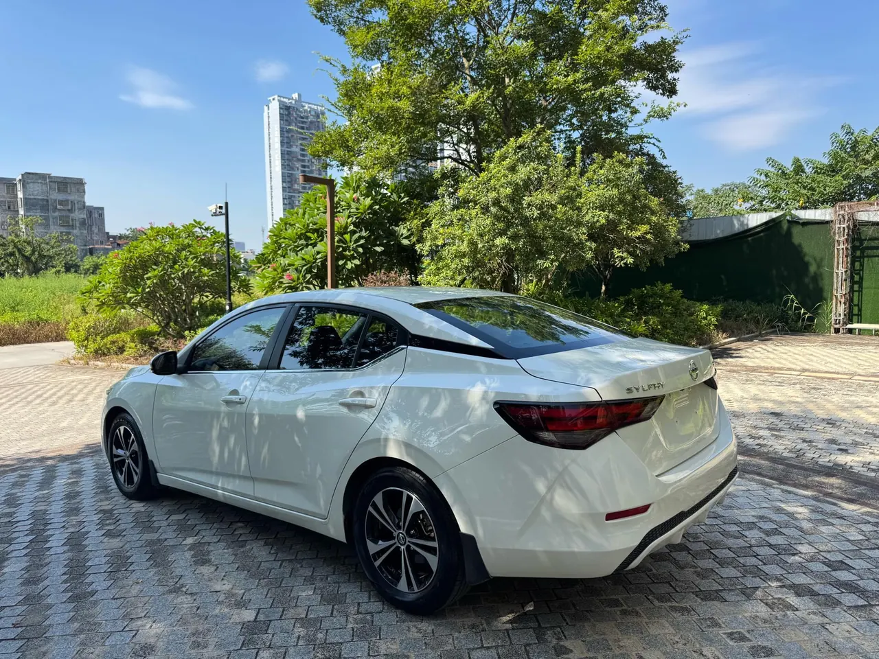 Nissan 2021 Sylphy 1.6 Stepless XL Smart Edition Automatic Gear 6