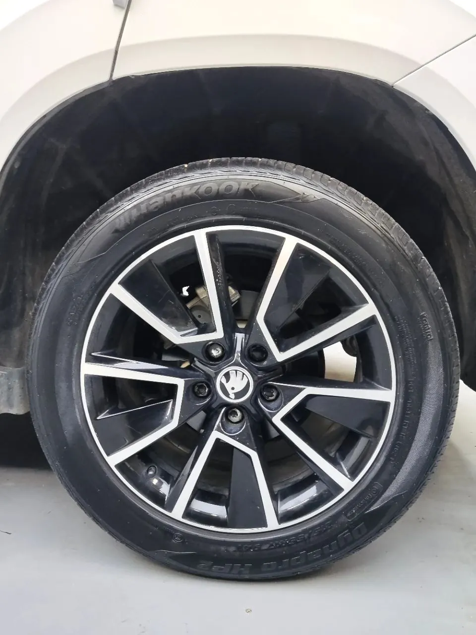 Skoda 2022 Keluoke 1.4TSI TSI280 Premium Edition Automatic Gear 13