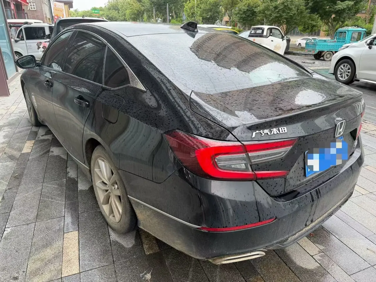 Honda 2022 10th Generation Accord 1.5T Stepless 260TURBO Deluxe Automatic Gear 5