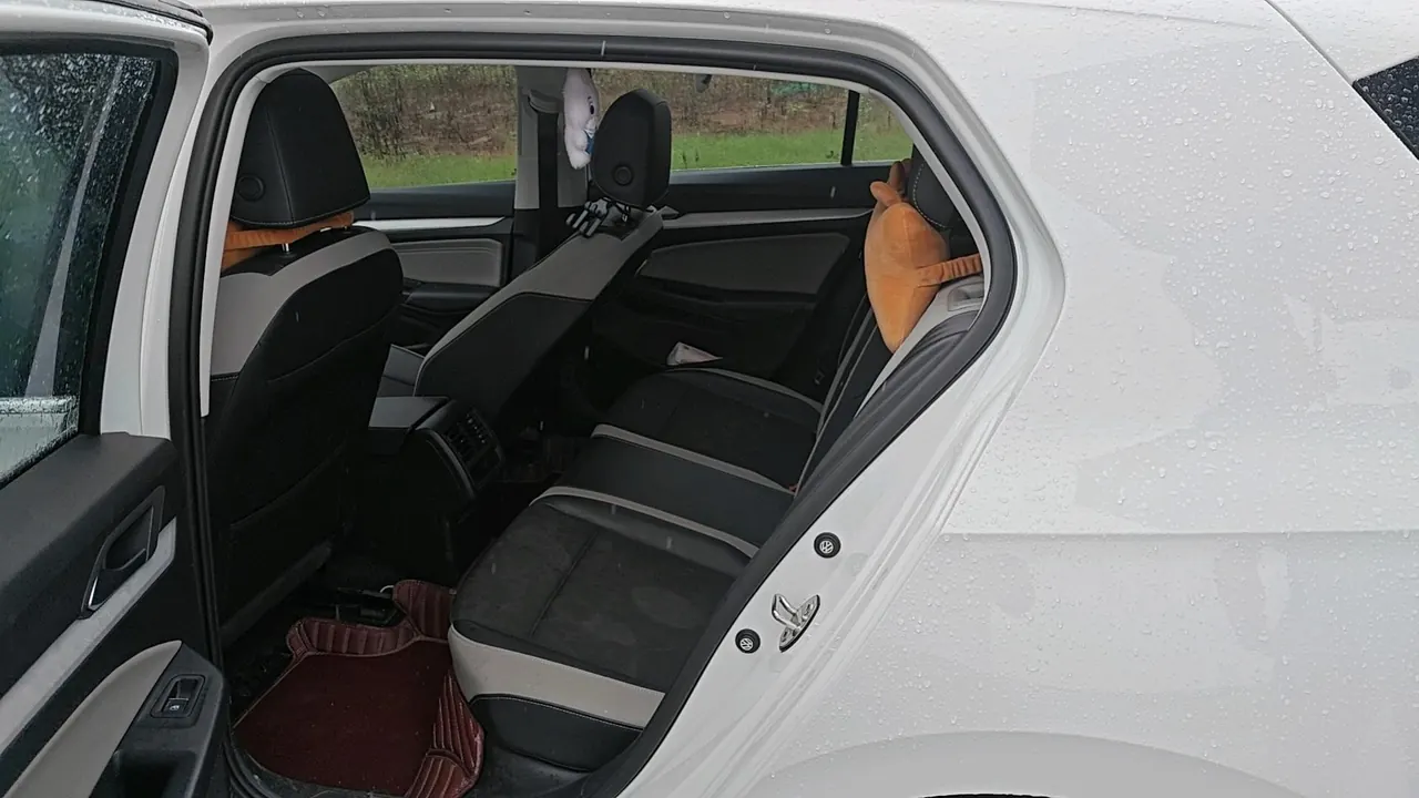 Volkswagen 2021 Golf 8 PRO 1.4TSI 280TSI Automatic 3