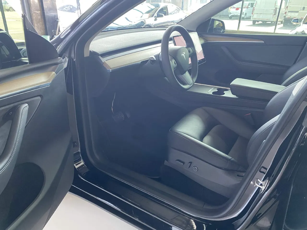 Tesla 2022 Model Y rear-wheel drive version (facelift) automatic gear 8