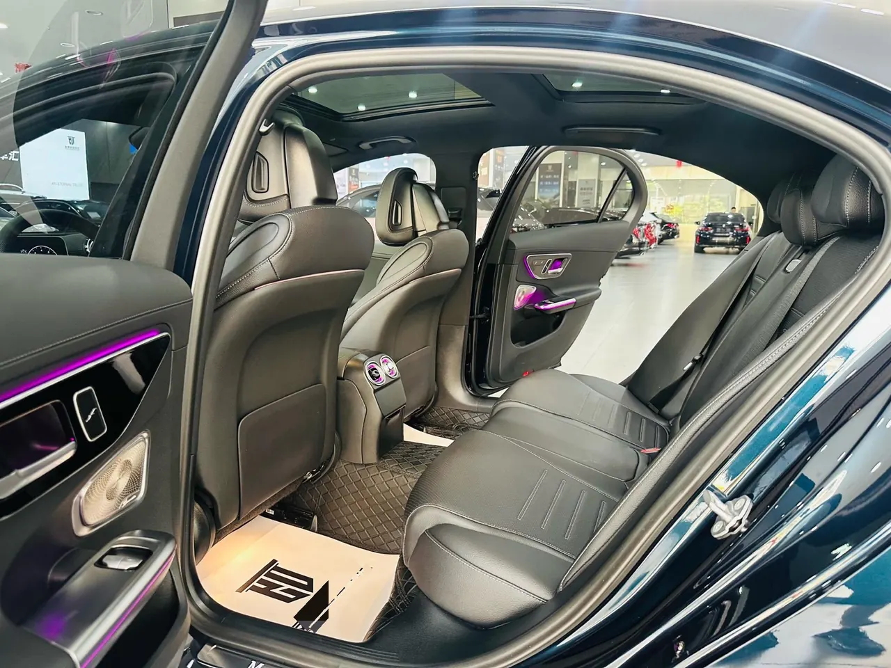 Mercedes Benz Class C 2022 C 260 L 48V 1.5T Hao Night Sports Edition (Modified) Automatic Gear 5