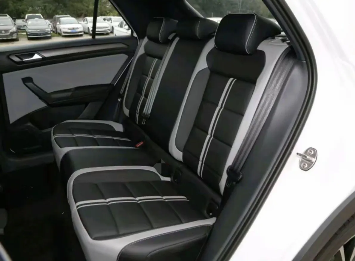 Volkswagen 2025 Tange 1.5TSI 300TSI Two-Drive Chen Guang Edition Automatic Gear 4