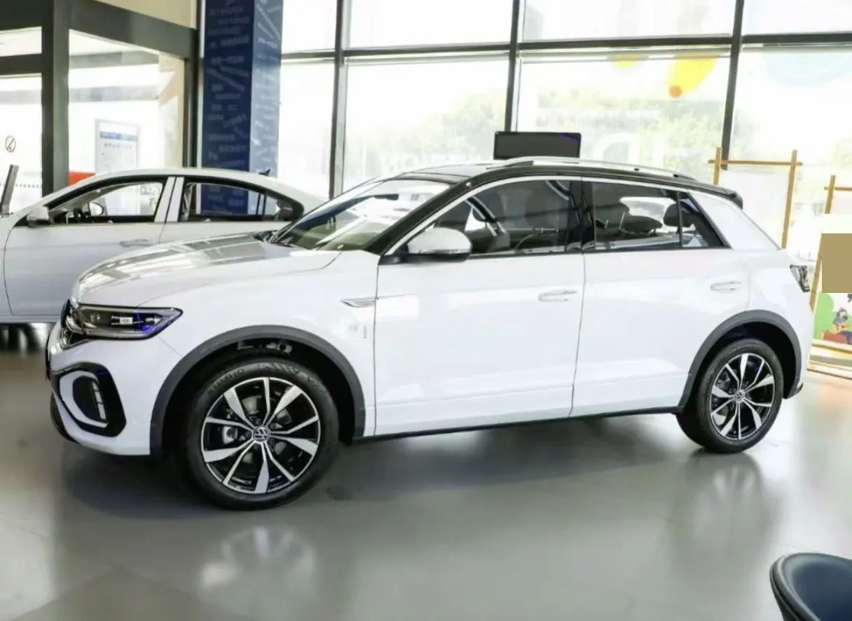 Volkswagen 2025 Tange 1.5TSI 300TSI Two-Drive Chen Guang Edition Automatic Gear 5