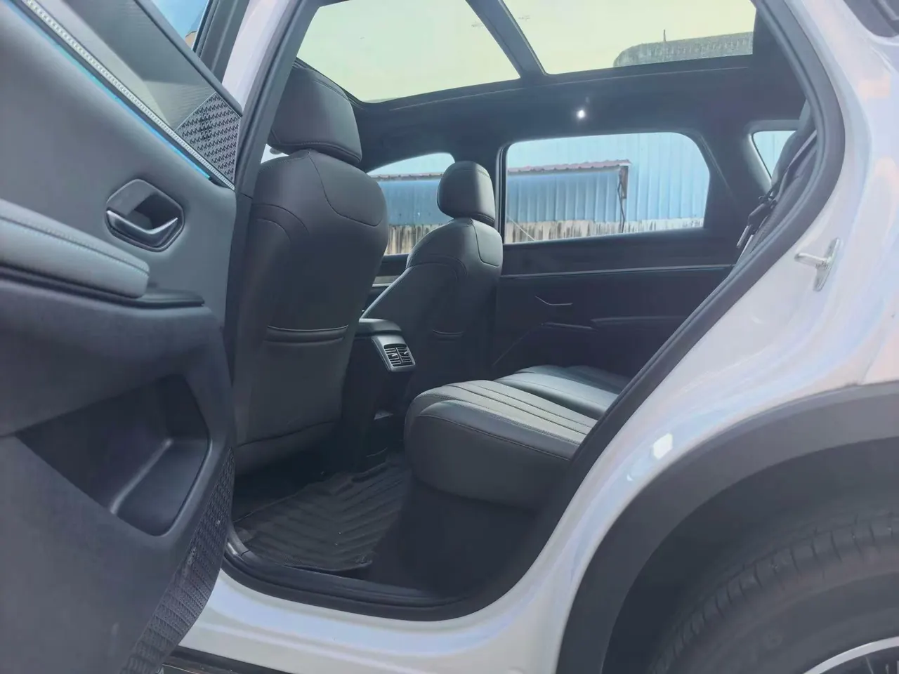 BYD Song Pro New Energy 2025 Song Pro DM-i 1.5 Stepless Smart Driving Edition 115KM Excellent Automatic Gear 4