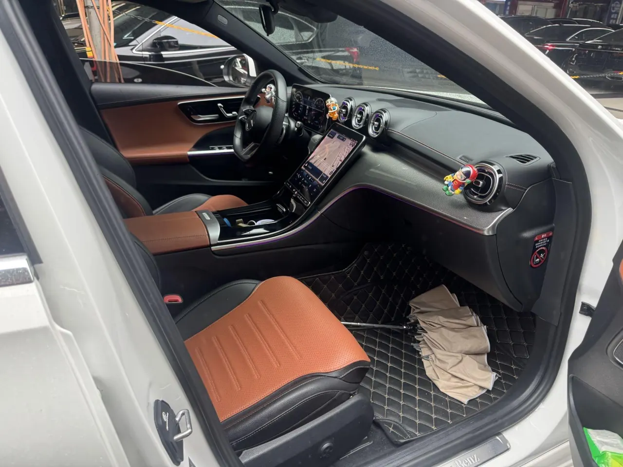 Mercedes Benz Class C 2022 C 260 L 48V 1.5T Sports Edition (Modified) Automatic Gear 5