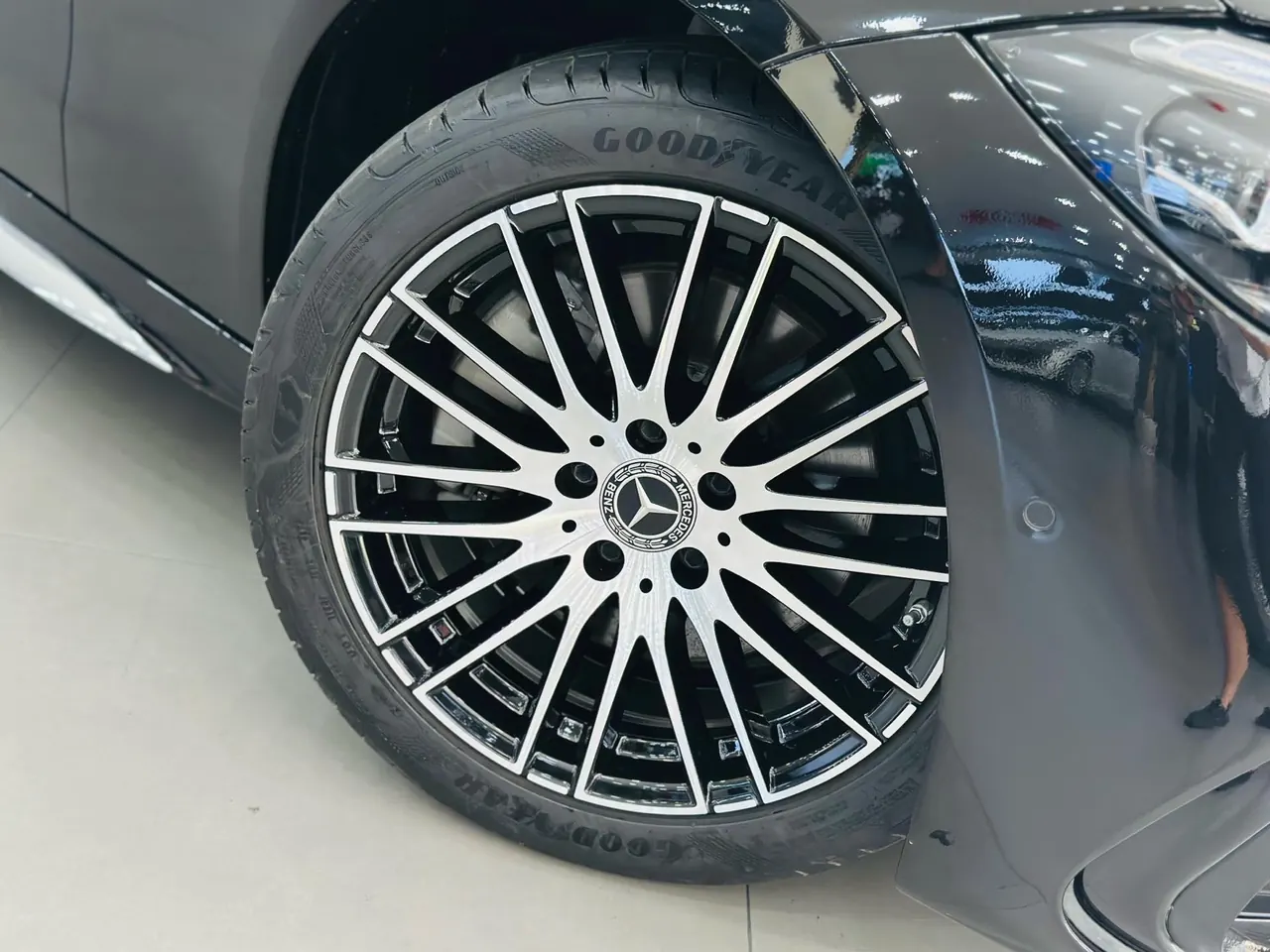 Mercedes Benz Class C 2025 C 260 L 48V 1.5T Sports Edition Automatic Gear 10