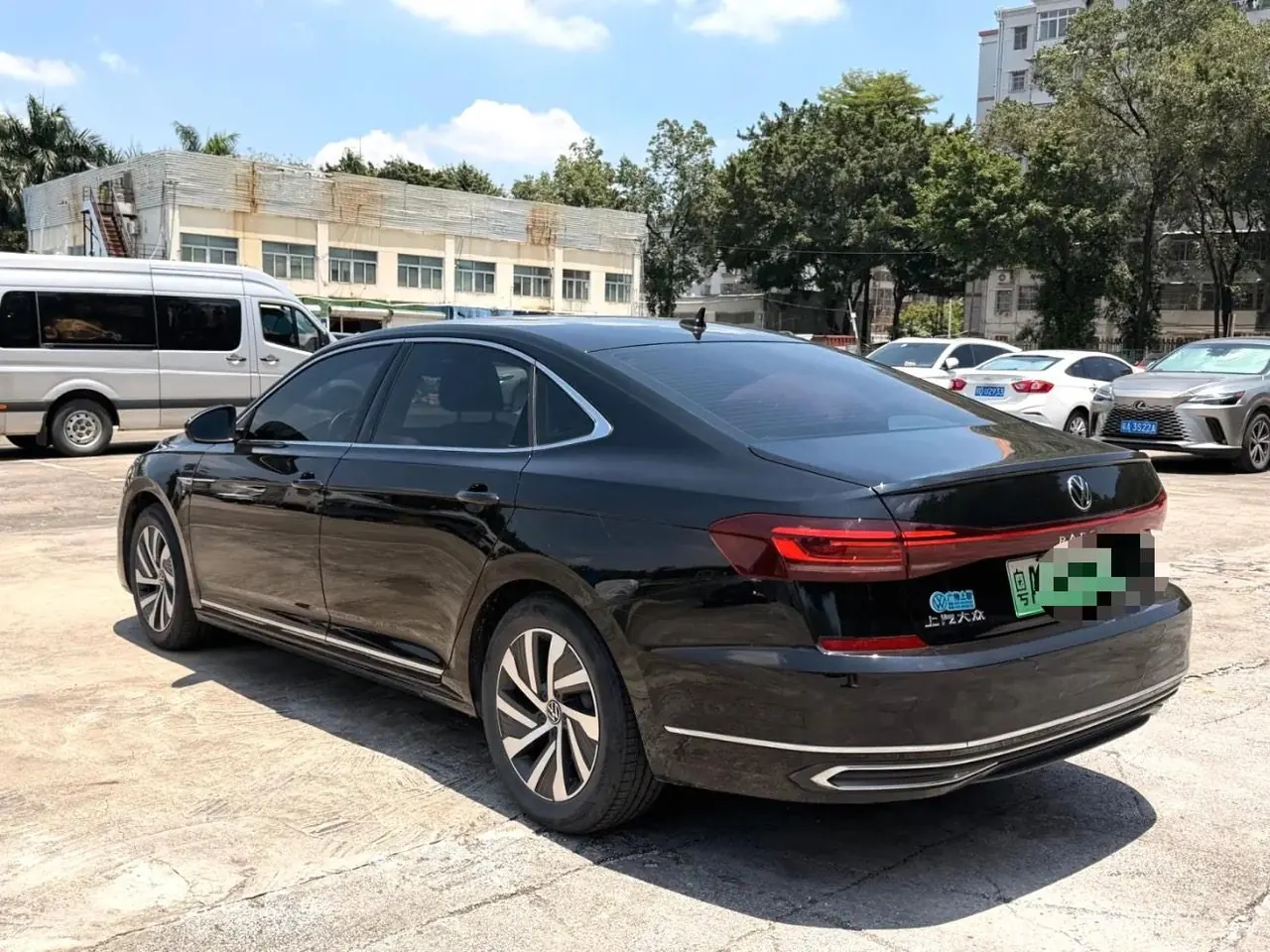 Volkswagen Passat New Energy 2023 Passat PHEV 1.4T 430 Deluxe Automatic Gear 3