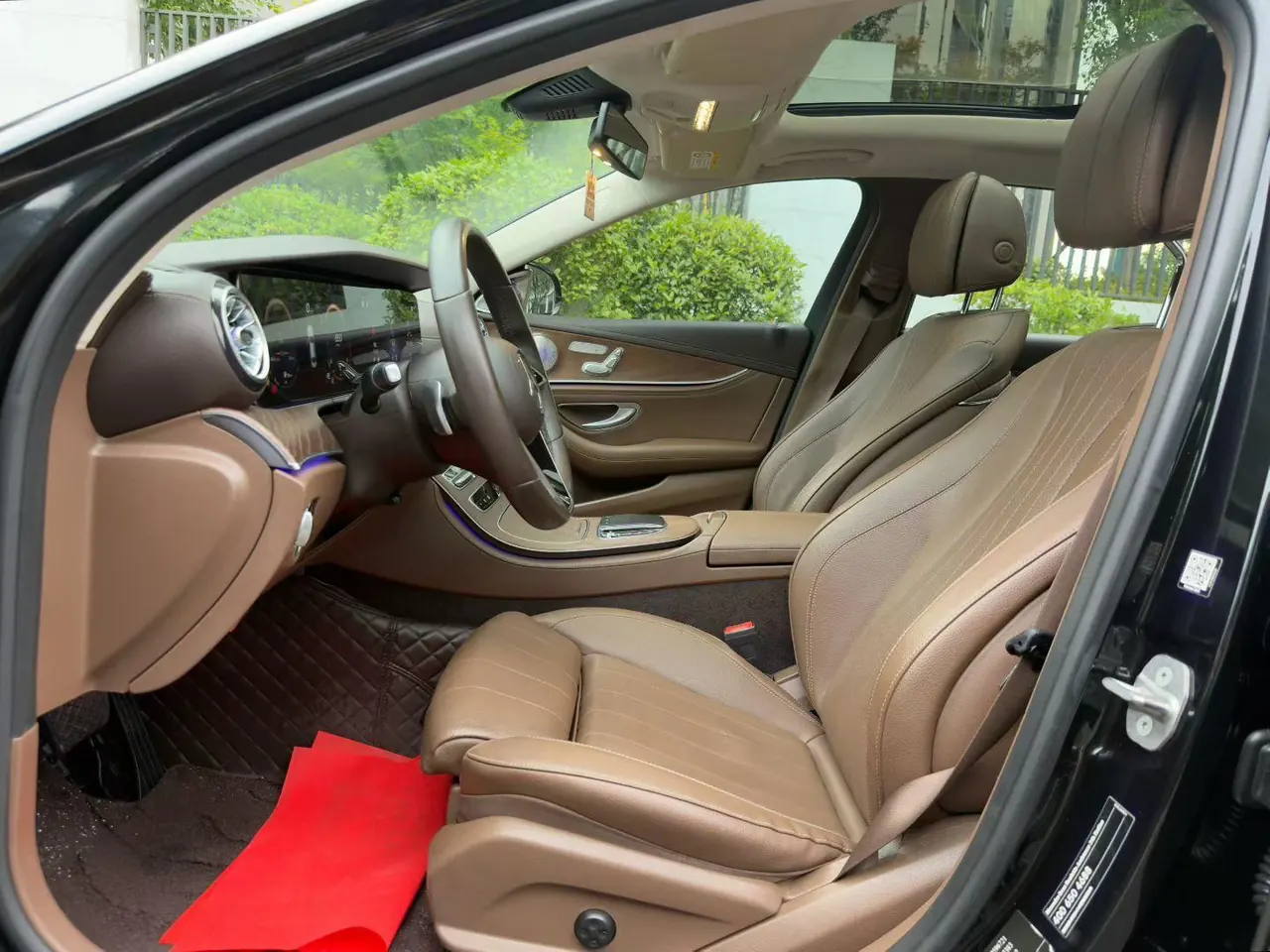 Mercedes Benz E Class 2023 E 300 L 2.0T Sports Luxury Automatic Gear 7