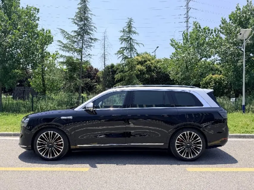 AITO 2025 AITO M9 extended range Ultra version 52kWh6 seat version automatic gear 2