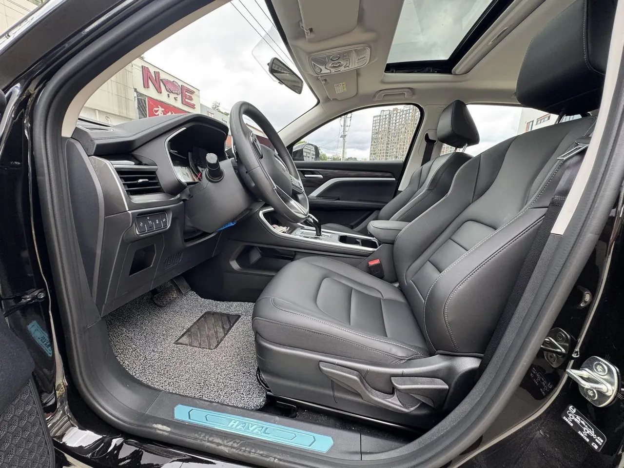 Haval 2025 H6 1.5T National Tide Champion Edition Automatic Gear 4