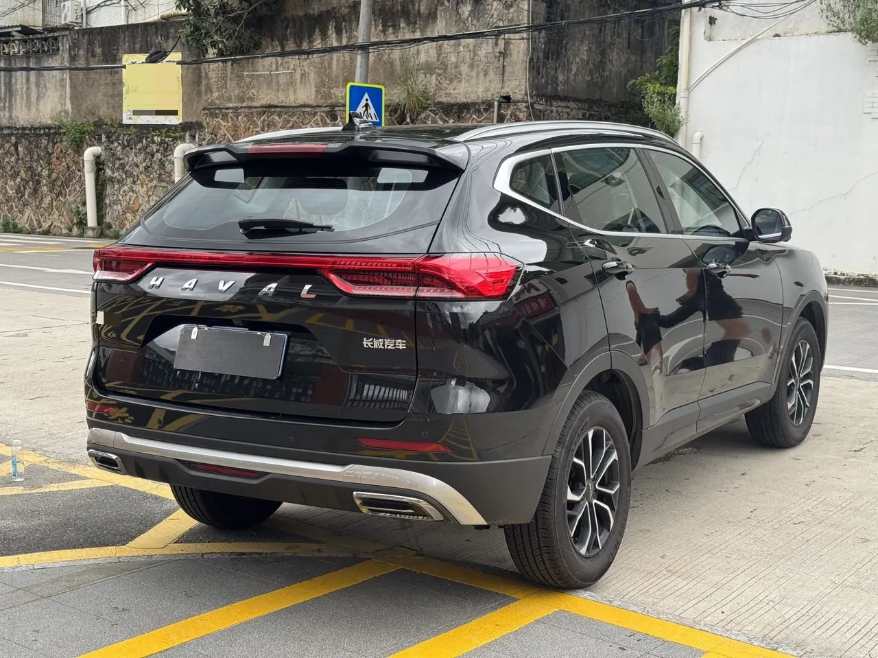 Haval 2025 H6 1.5T National Tide Champion Edition Automatic Gear 9
