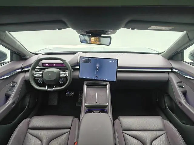 Xpeng 2025 P 7 750km High Performance Edition Automatic Gear 4