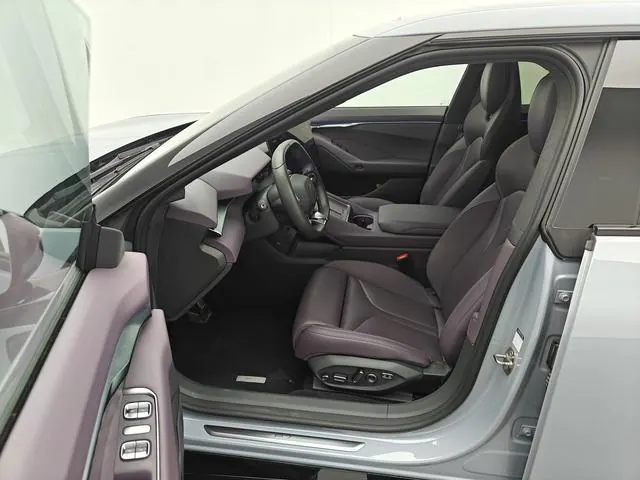 Xpeng 2025 P 7 750km High Performance Edition Automatic Gear 5
