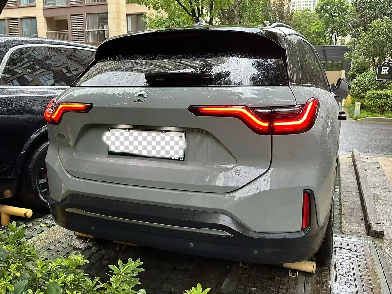 NIO 2020 ES 6 600KM Sports Edition Automatic Gear 11