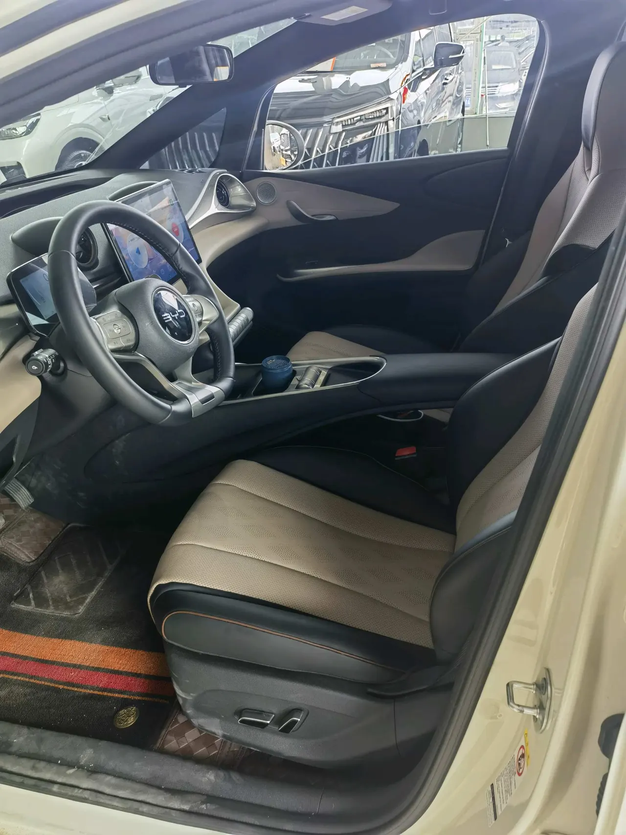 BYD 2025 Dolphin Smart Driving 420km Free Automatic 6