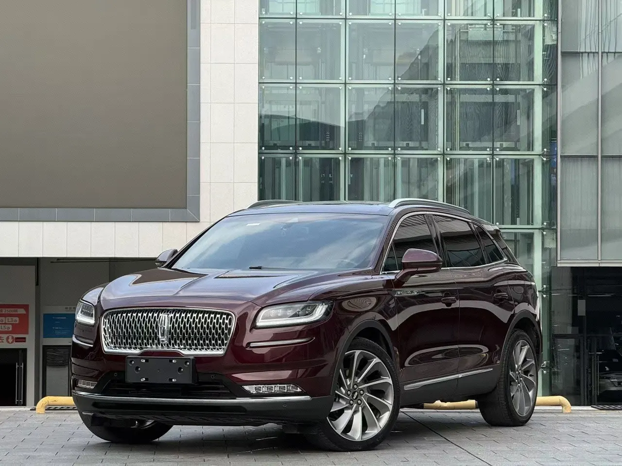 打开图片灯箱:Lincoln 2021 Voyager 2.7T Four-wheel Drive Distinguished Edition Automatic Gear