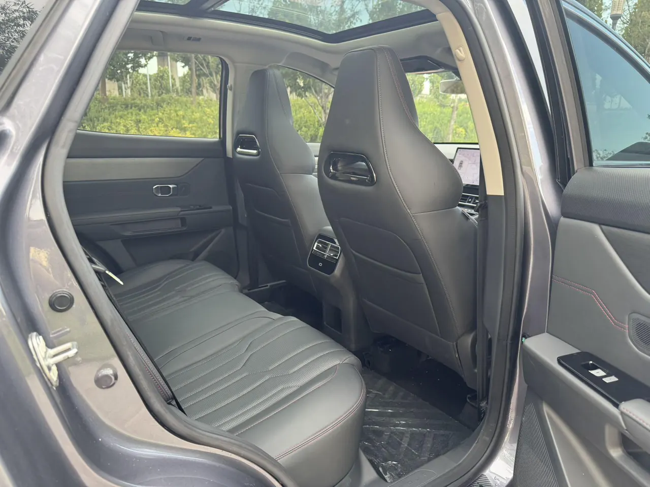 Jetour 2025 Dasheng 1.5T to Perfect Edition Automatic Gear 12