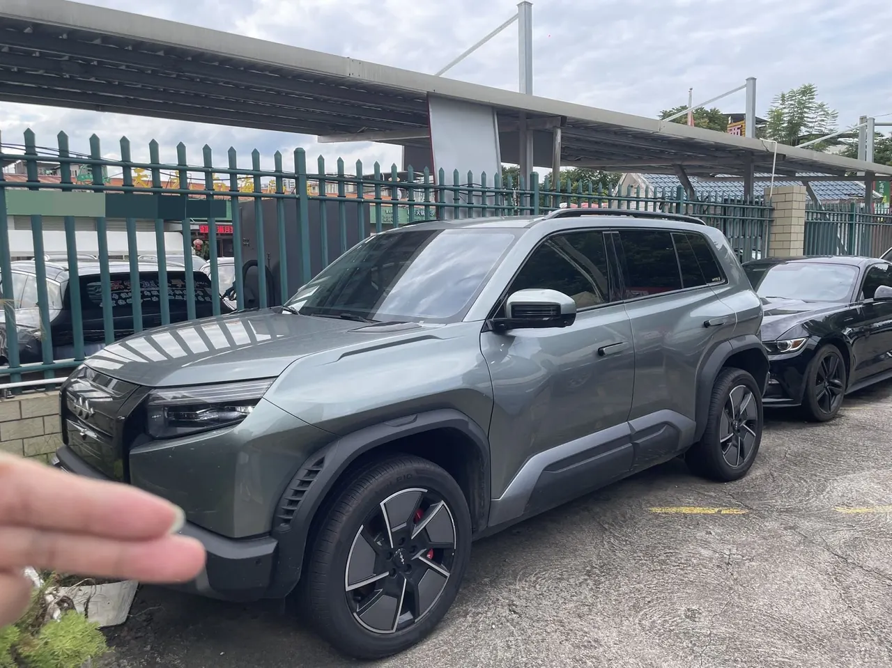 Open image lightbox: FangChengBao 2025 titanium 3 501KM four-wheel drive intelligent driving Ultra version automatic gear