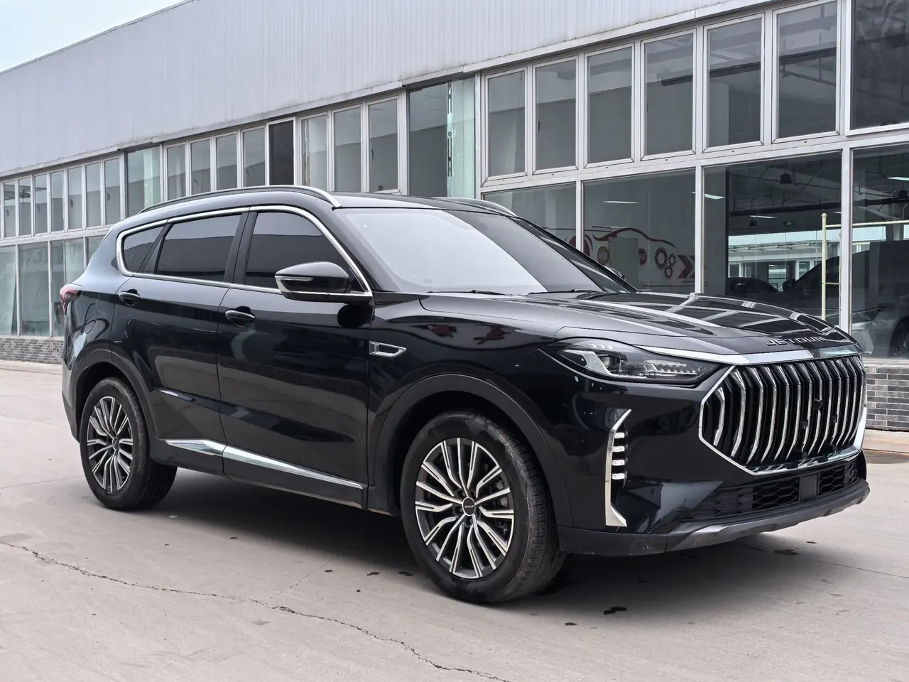 Jetour 2025 X70 PLUS 1.5T Champion Edition PRO7 Automatic Gear 3