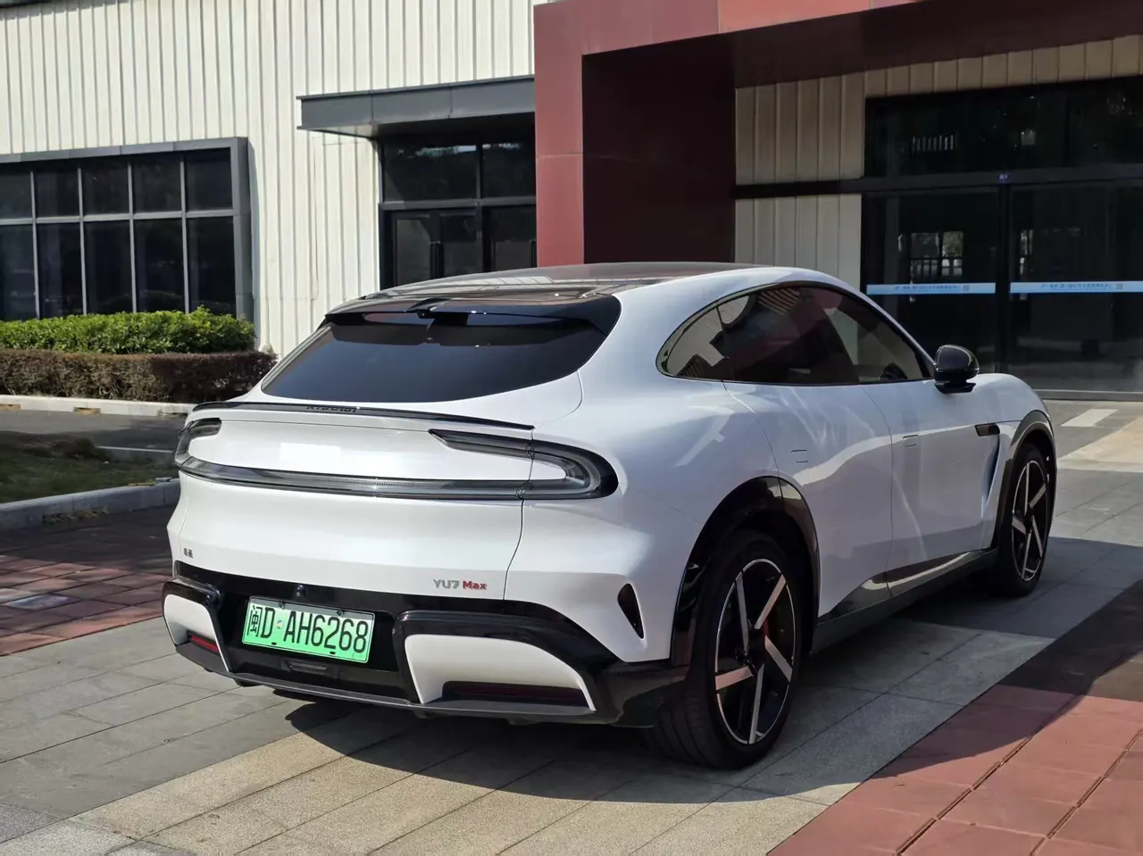 MI 2025 YU7 Long Endurance High Performance Four-wheel Drive Max Edition Automatic Gear 3