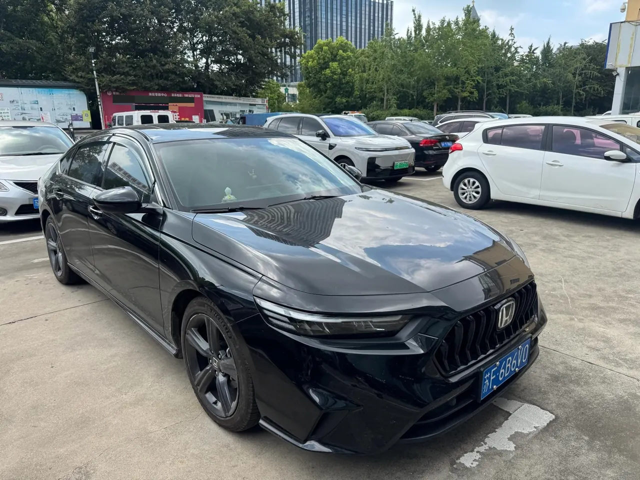 Honda 2025 INSPIRE (Yingshi Pai) 1.5T Stepless 260TURBO Elegant Automatic Gear 2