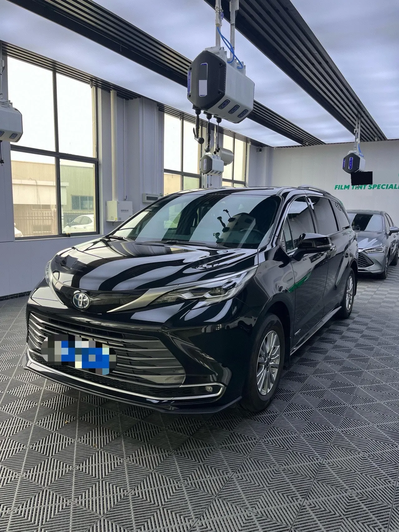 Open image lightbox: Toyota 2021 Sai 2.5 Stepless Premium Edition Automatic Gear